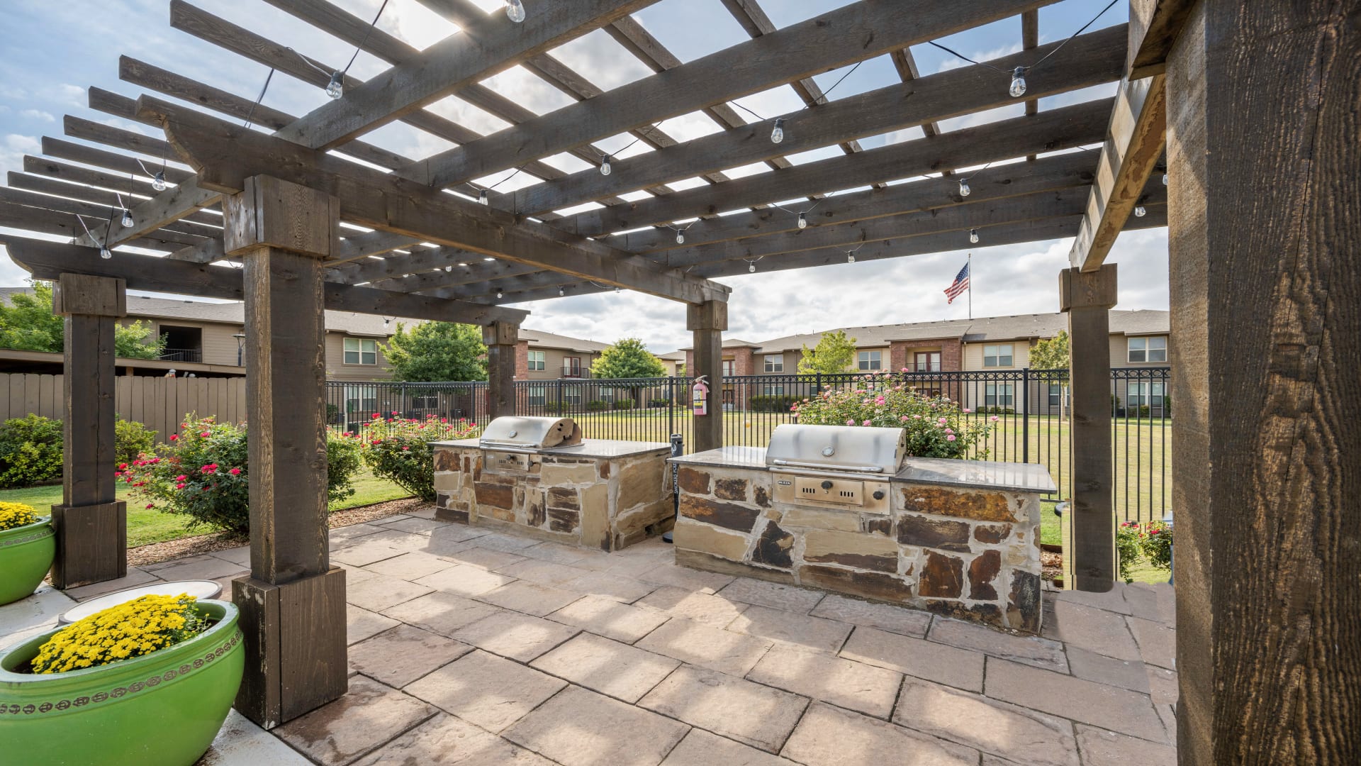 patio with grill and bbq at The Anatole at City View